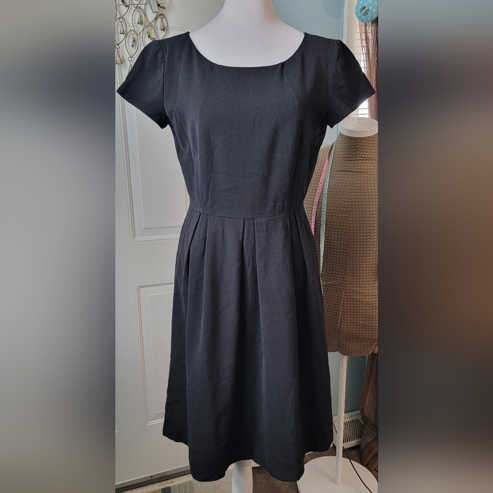 Armani Collezioni 90s Y2K Classic Black Dress Womens 8 A Line Midi Wool Cap Sle
